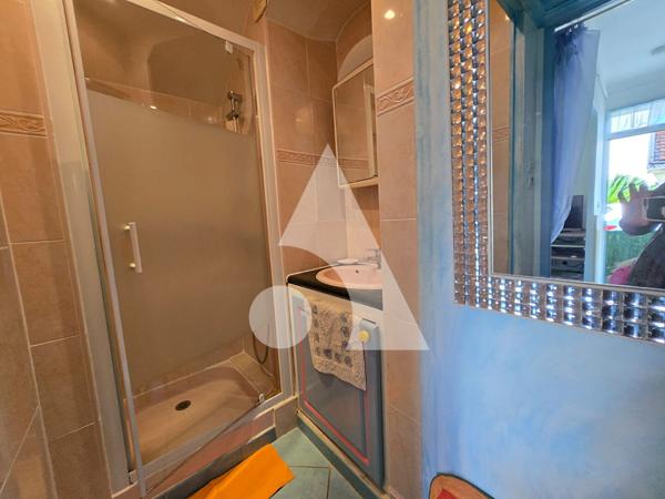 Immeuble 6 pièces 163.46 m2