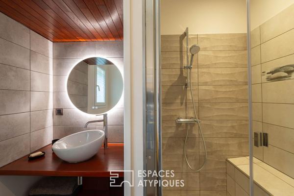 Vaste maison moderne et spacieuse, proche plages et commerces, local commercial