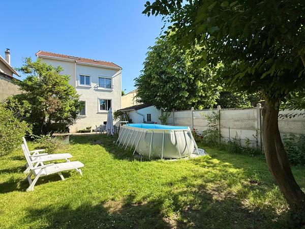 Maison Le Perreux Sur Marne avec Terrasse & Jardin *Centre-ville*