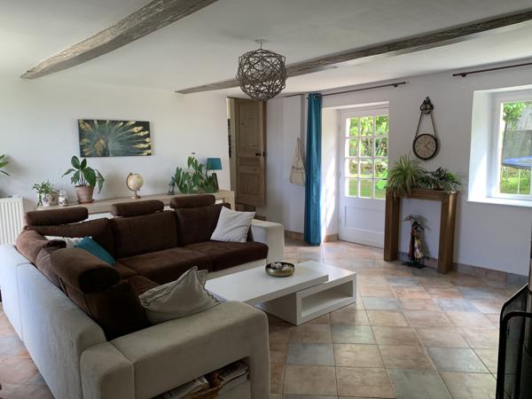 Saint-Victor-de-Morestel (38510) ST VICTOR DE MORESTEL, MAISON ANCIENNE DE 162 m² SUR TERRAIN 900 m²