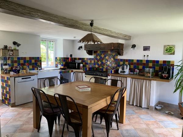 Saint-Victor-de-Morestel (38510) ST VICTOR DE MORESTEL, MAISON ANCIENNE DE 162 m² SUR TERRAIN 900 m²