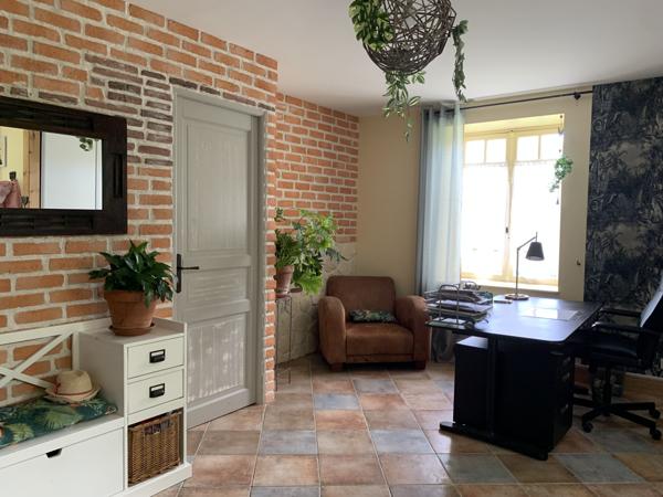 Saint-Victor-de-Morestel (38510) ST VICTOR DE MORESTEL, MAISON ANCIENNE DE 162 m² SUR TERRAIN 900 m²