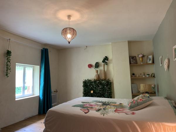 Saint-Victor-de-Morestel (38510) ST VICTOR DE MORESTEL, MAISON ANCIENNE DE 162 m² SUR TERRAIN 900 m²