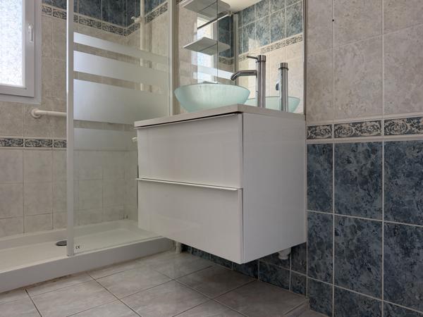 APPARTEMENT TYPE 4 DERNIER ETAGE A VENDRE Détails des diagnostics énergétiques