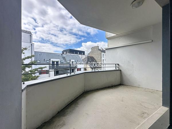 Appartement 4 pièces avec balcon plein sud et garage Rennes