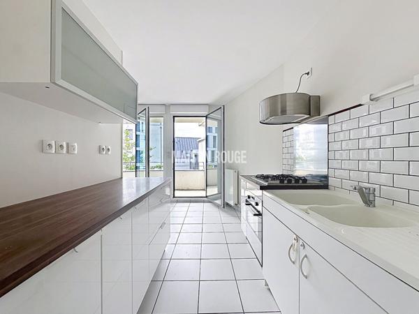 Appartement 4 pièces avec balcon plein sud et garage Rennes