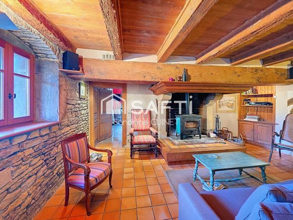 Ferme de caractère secteur les Premiers Sapins.