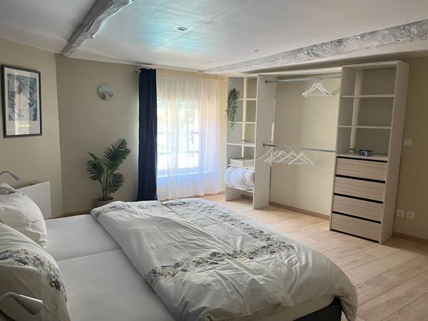 Élégante propriété de caractère avec trois habitations, piscine et cadre privilégié Bouillac