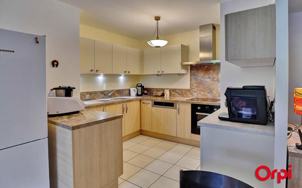 Appartement à vendre    3 pièces • 70 m2 Bourgoin-Jallieu