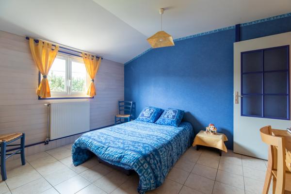 magnifique maison de 7 pièces CORMEILLES