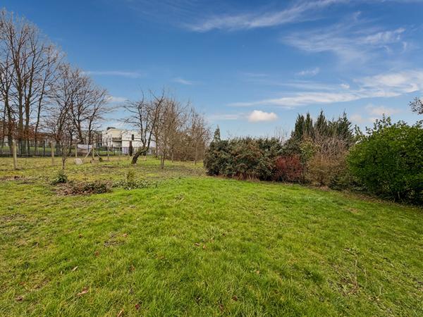 Terrain Saulx Les Chartreux 1054 m2