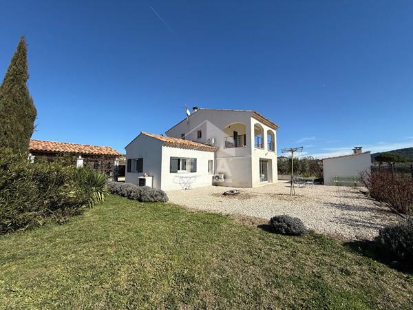 A VENDRE 83640 SAINT- ZACHARIE MAISON T5 DE 115M² SUR 4000 M² DE TERRAIN