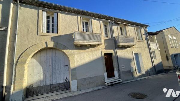 SAUSSAN, maison vigneronne à vendre