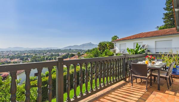 Maison Ciboure 205 m2 Ciboure
