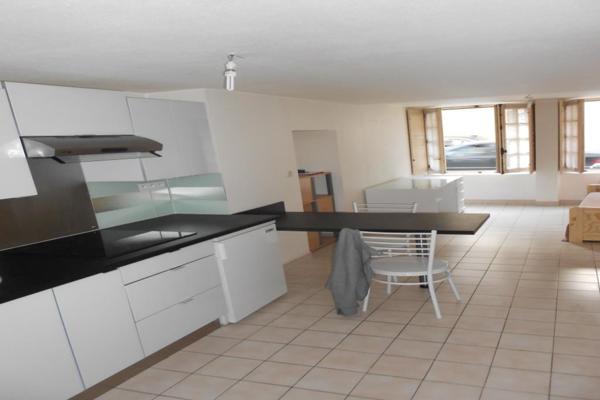 Studio
                                                                                                                                                                                                                                                                                                                        1 pièce(s)                                                                                                                                                                                                                                                                                                                              25  m²