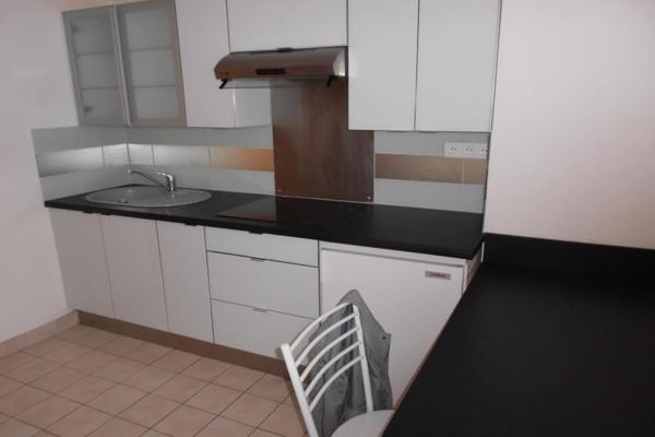 Studio
                                                                                                                                                                                                                                                                                                                        1 pièce(s)                                                                                                                                                                                                                                                                                                                              25  m²