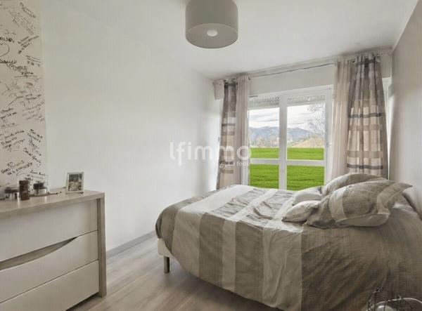 Appartement 3 chambres / Balcons / Secteur prisé