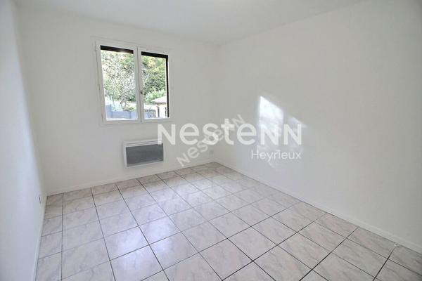 HEYRIEUX - Appt T2 - Balcon - Place de stationnement