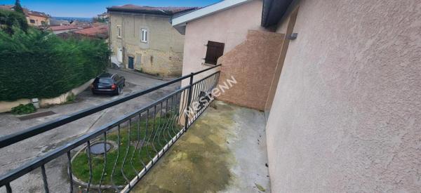 HEYRIEUX - Appt T2 - Balcon - Place de stationnement