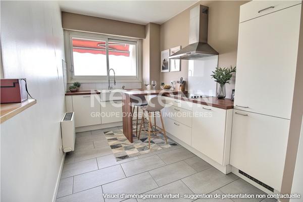 Appartement Courbevoie 3 pièces 70 m2 vue Paris et Tour Eiffel bonne exposition balcons étage élevé traversant proche commodités écoles transports