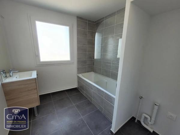 Appartement à louer 3 pièces 65.22m² Wattrelos (59150)