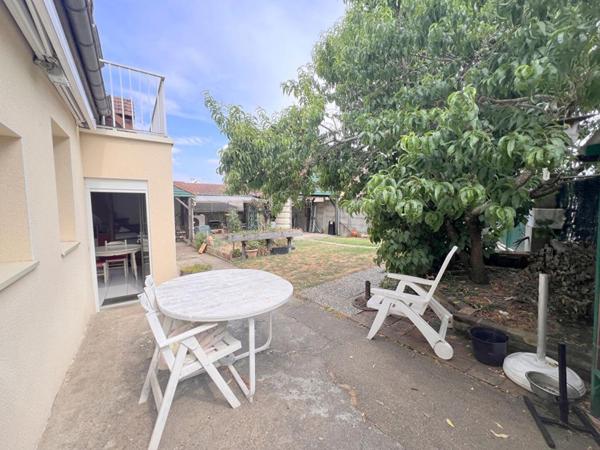 Maison - La Chapelle Saint Aubin -  4 pièce(s) - 87 m²