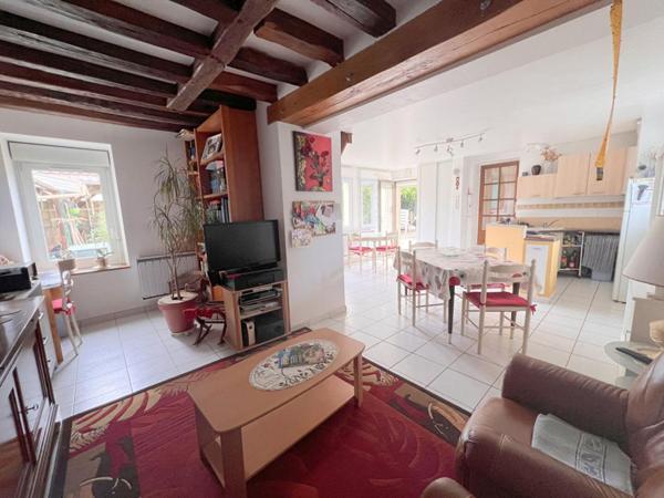 Maison - La Chapelle Saint Aubin -  4 pièce(s) - 87 m²