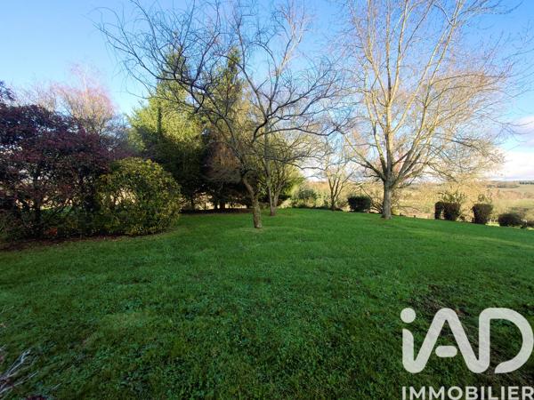 Maison à vendre 5 pièces 132,61 m² Saint-Junien-les-Combes