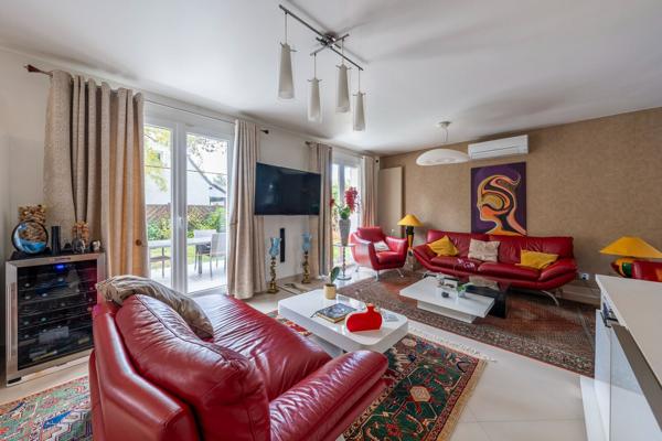 Maison de 6 pièces, 4 chambres, Proche commodités