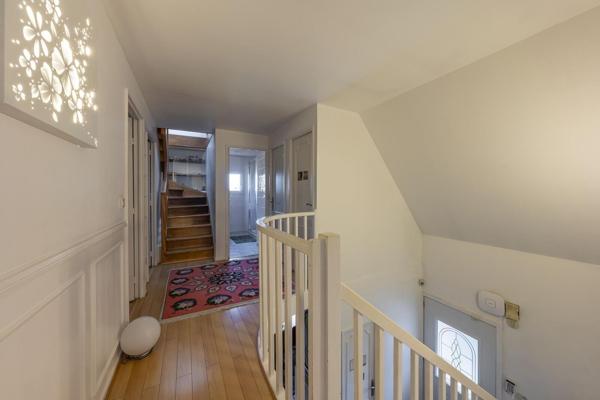 Maison de 6 pièces, 4 chambres, Proche commodités