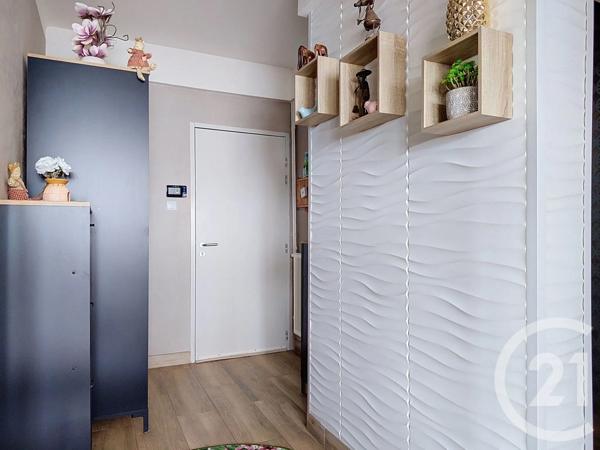 Appartement F4 à vendre  4 pièces - 100,45 m 2   PAMIERS  - 09