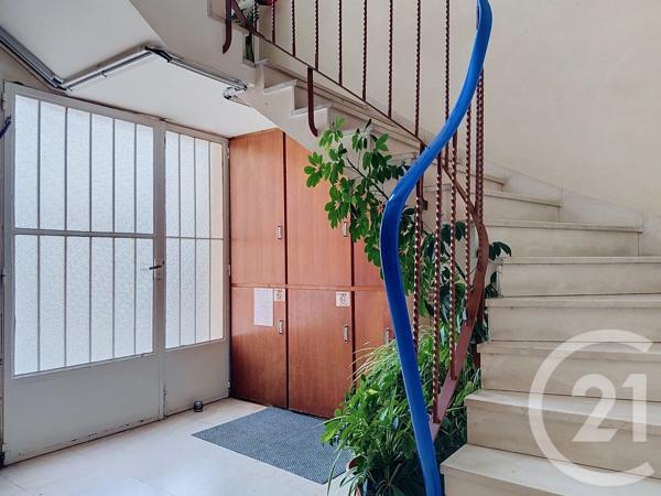 Appartement F4 à vendre  4 pièces - 100,45 m 2   PAMIERS  - 09