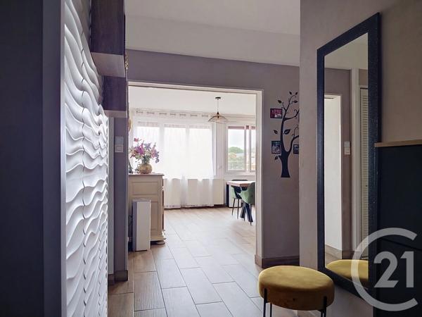 Appartement F4 à vendre  4 pièces - 100,45 m 2   PAMIERS  - 09