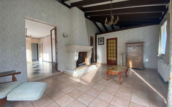 Maison à vendre    4 pièces • 122 m2 Ambarès-et-Lagrave