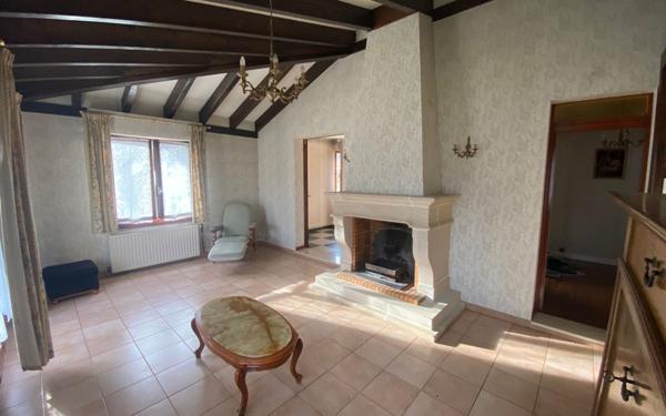 Maison à vendre    4 pièces • 122 m2 Ambarès-et-Lagrave