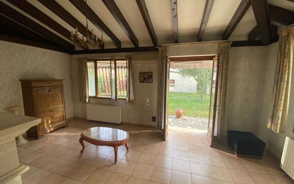 Maison à vendre    4 pièces • 122 m2 Ambarès-et-Lagrave