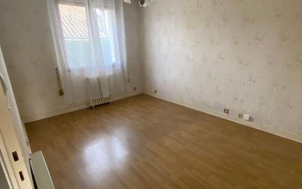 Maison à vendre    4 pièces • 122 m2 Ambarès-et-Lagrave