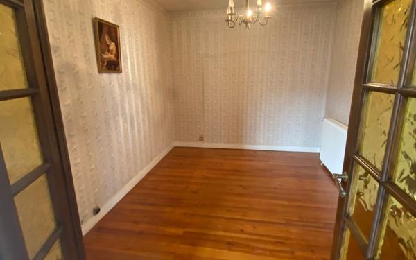 Maison à vendre    4 pièces • 122 m2 Ambarès-et-Lagrave