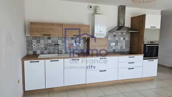 Appartement 3 pièces                                        - 38080 L' Isle-d'Abeau Réf : 21791
