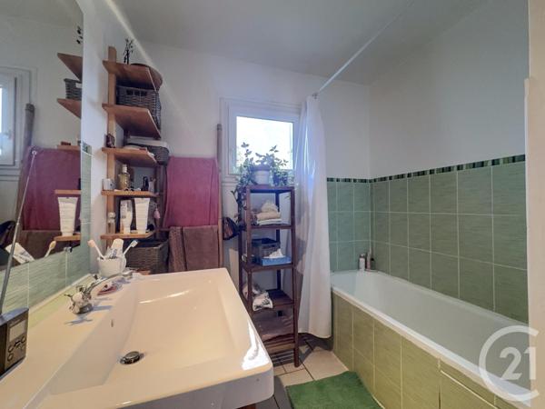 Appartement F5 à vendre  5 pièces - 100,80 m2 OLIVET - 45