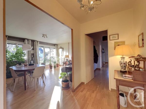 Appartement F5 à vendre  5 pièces - 100,80 m2 OLIVET - 45