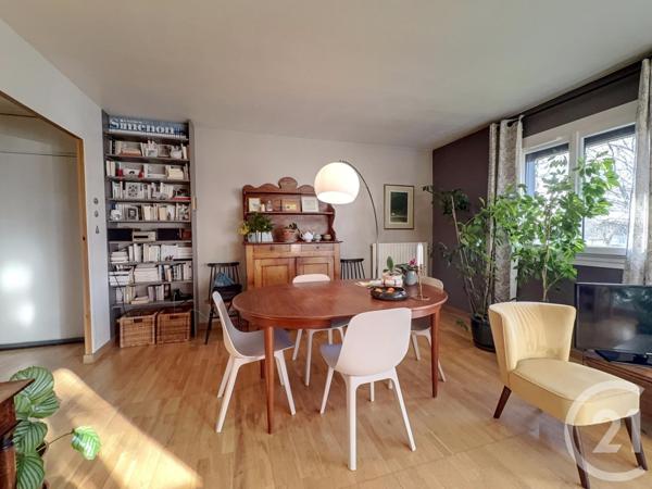 Appartement F5 à vendre  5 pièces - 100,80 m2 OLIVET - 45