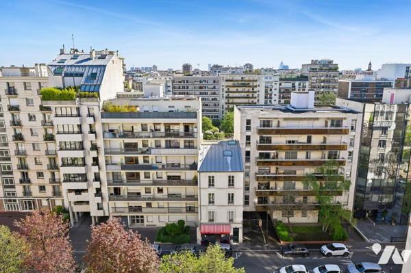 Boulogne Billancourt - Appartement traversant au dernier étage 
