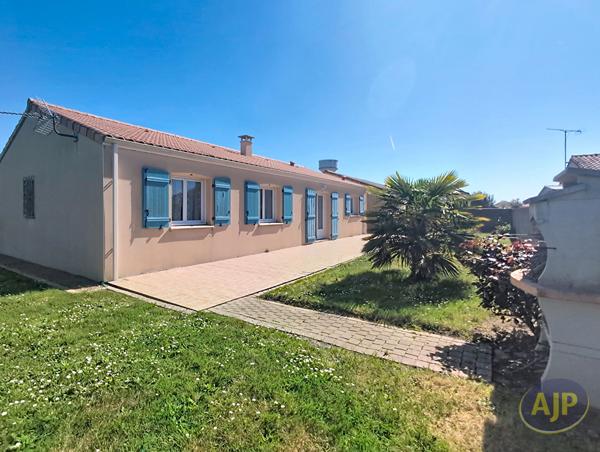 Vente maison Vieillevigne : 239 900 € - AJP Immobilier Vieillevigne