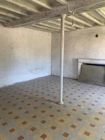 Maison à rénover avec dépendance + bois