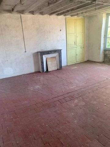 Maison à rénover avec dépendance + bois