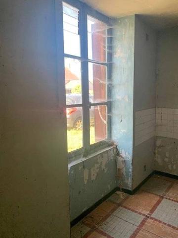 Maison à rénover avec dépendance + bois