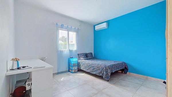 Villa plain pied récente avec piscine à vendre 4 pièces SAINT FRANCOIS (971)