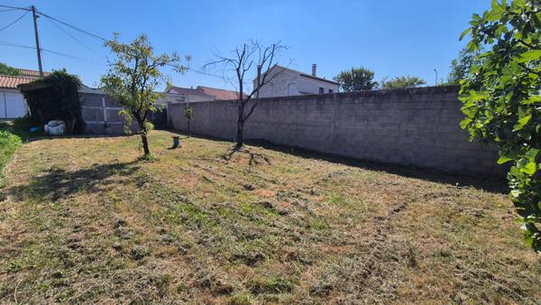 Terrain + garages - Rochefort 238 m2