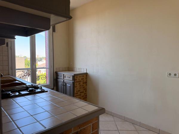 Appartement Colombes 4 pièce(s) 52.38 m2